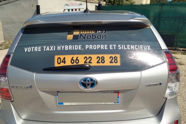 Autocollant micro-perforé pour voiture